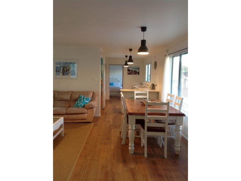 4 Hallway Drive, Wimbledon Heights VIC 3922