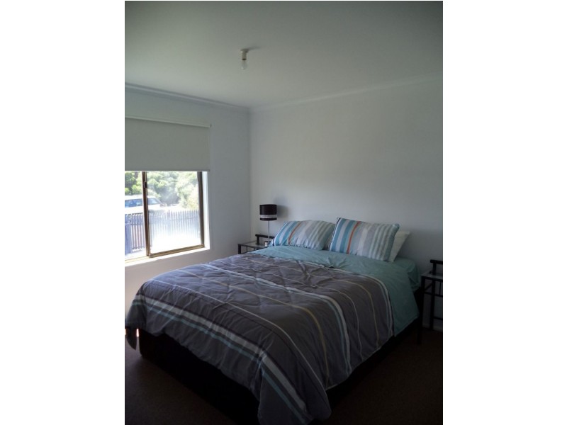 11 Dover Street, Sunderland Bay VIC 3922