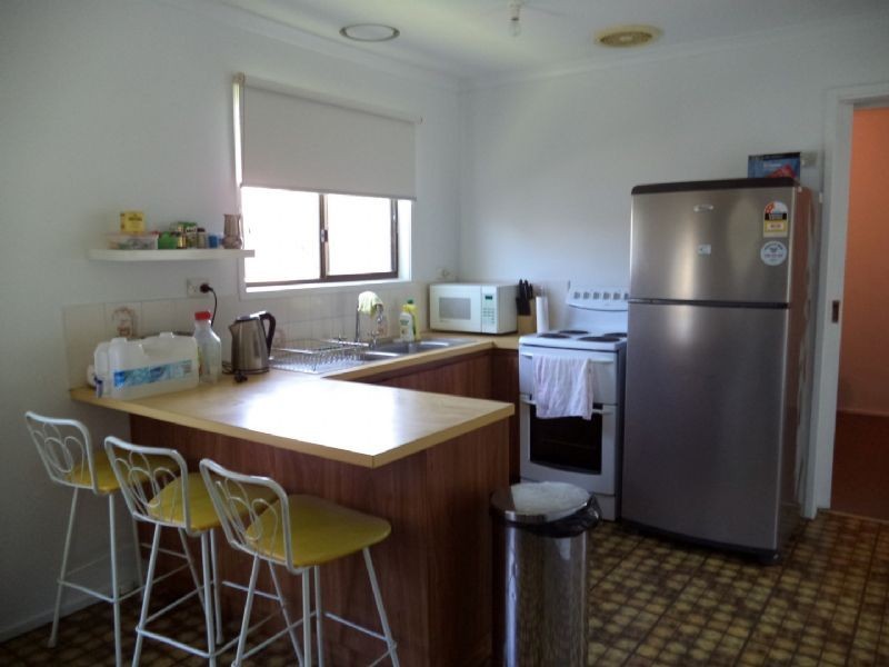 11 Dover Street, Sunderland Bay VIC 3922