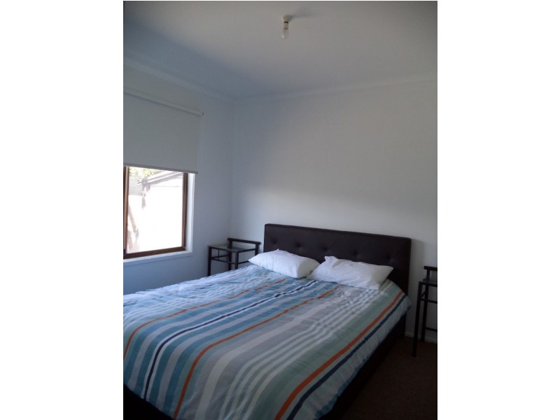 11 Dover Street, Sunderland Bay VIC 3922