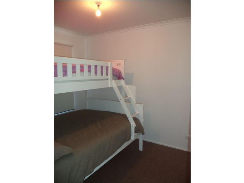 11 Dover Street, Sunderland Bay VIC 3922