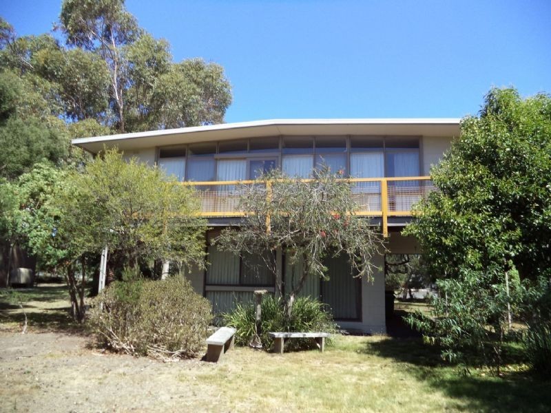 372 Church Street, Cowes VIC 3922