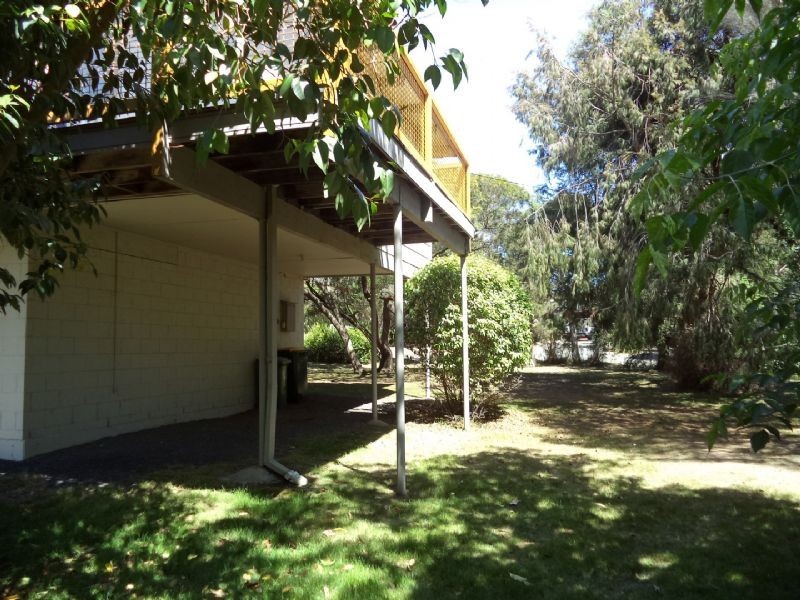 372 Church Street, Cowes VIC 3922