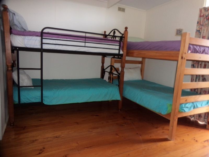 372 Church Street, Cowes VIC 3922