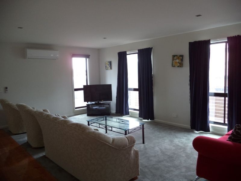 53 Norman Drive, Cowes VIC 3922