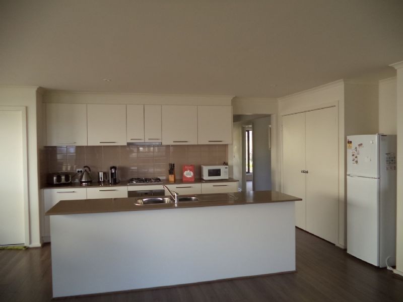 3 Possum Place, Cowes VIC 3922