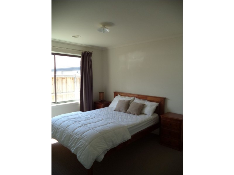 3 Possum Place, Cowes VIC 3922