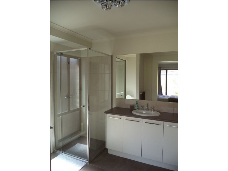 3 Possum Place, Cowes VIC 3922