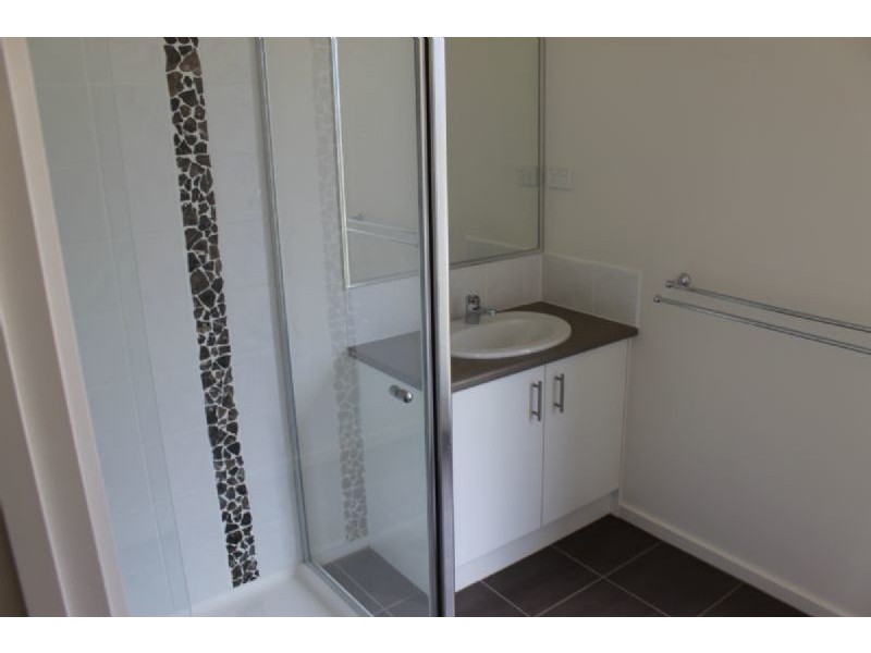 8 Malay Street, Cowes VIC 3922