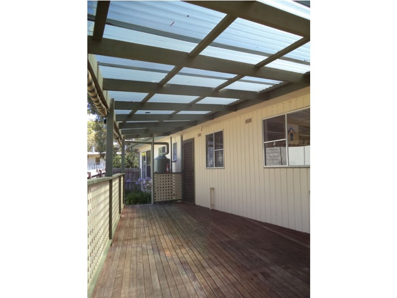 17 Cypress Court, Cowes VIC 3922