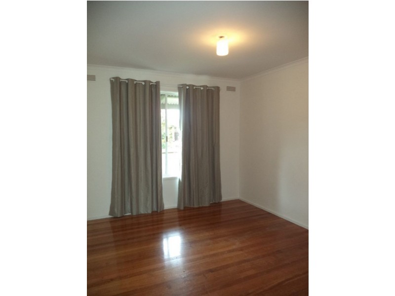 17 Cypress Court, Cowes VIC 3922