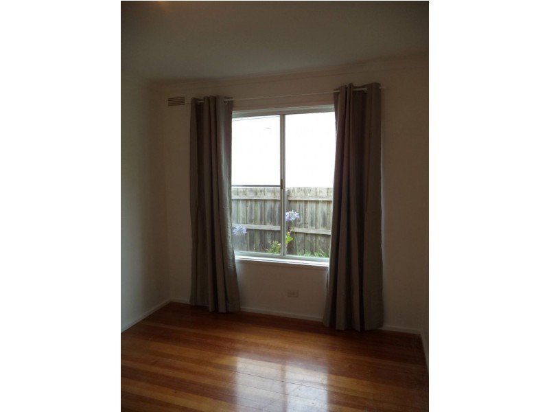 17 Cypress Court, Cowes VIC 3922