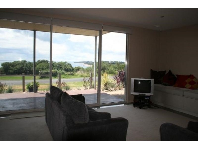 3/2 The Esplanade, Ventnor VIC 3922