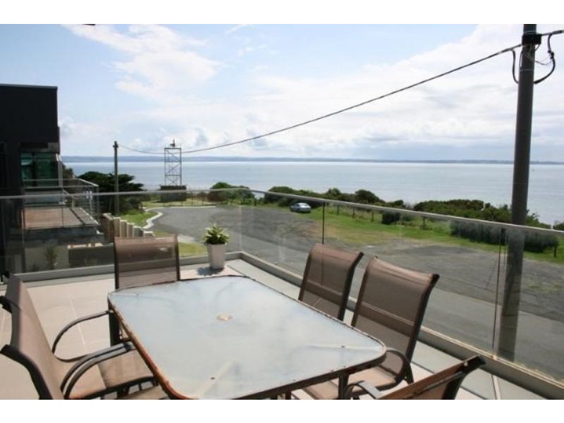 3/2 The Esplanade, Ventnor VIC 3922