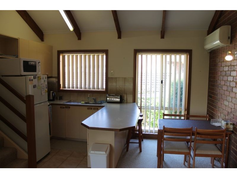 4/20 Church Street, Cowes VIC 3922