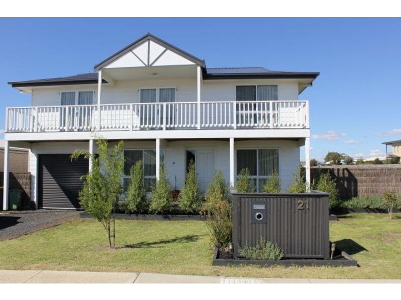 21 Sanctuary Drive, Cowes VIC 3922