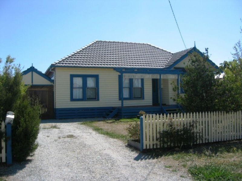 14 Irving road, Cowes VIC 3922
