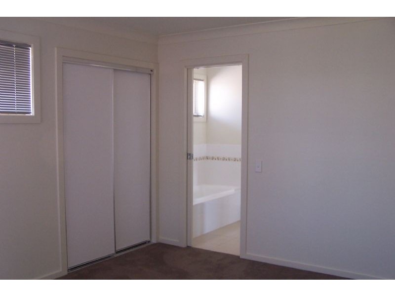 2/34-36 Jenner Avenue, Cowes VIC 3922