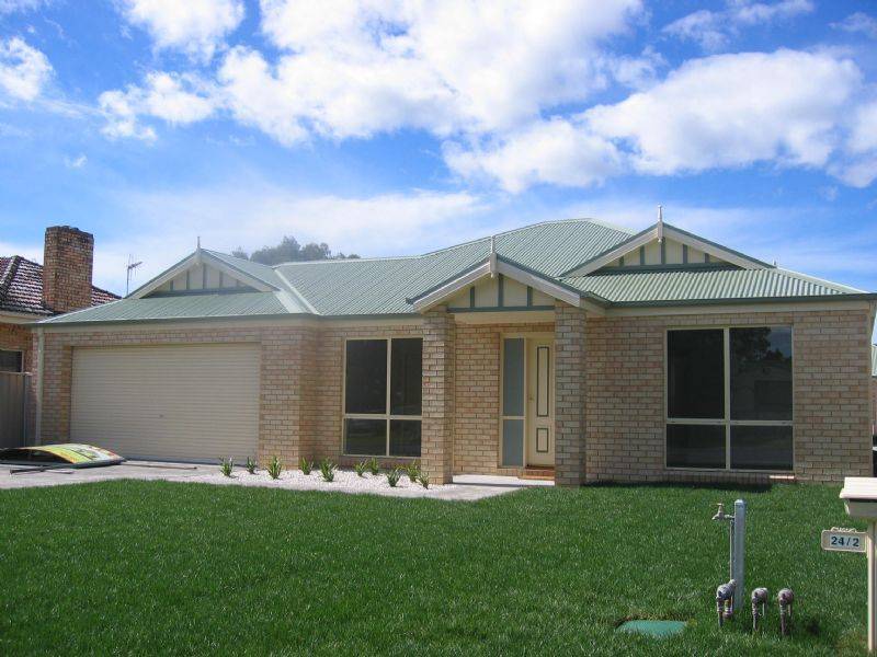 24 Sharp st, Yarrawonga VIC 3730