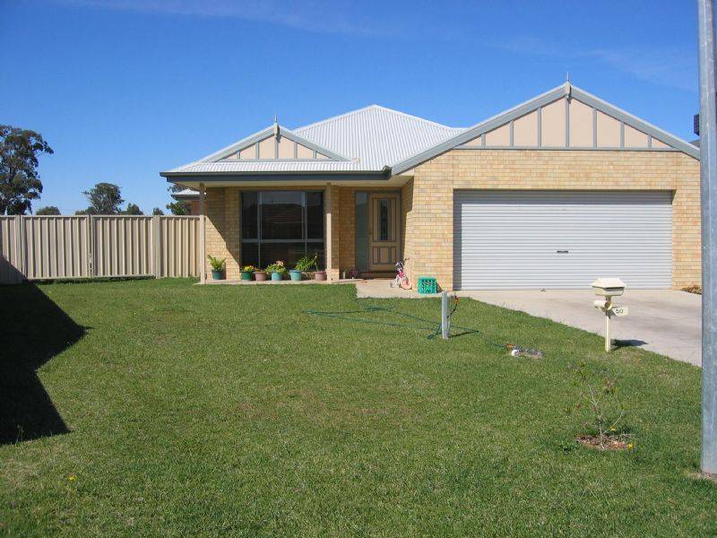 50 Steneker Cresent, Yarrawonga VIC 3730
