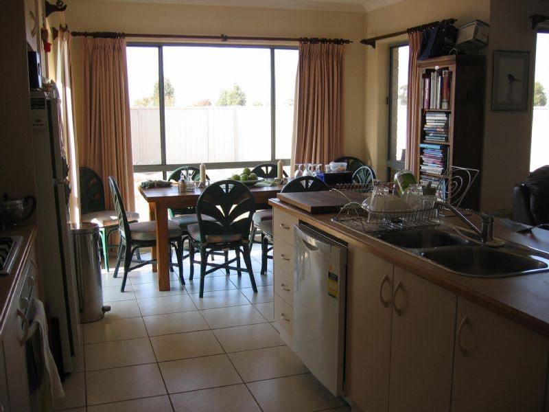 50 Steneker Cresent, Yarrawonga VIC 3730