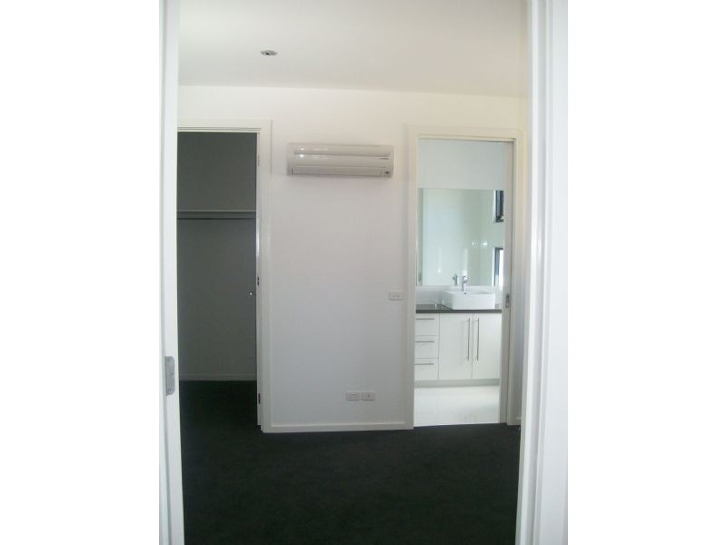 33 Lakeside Drive, Bundalong VIC 3730