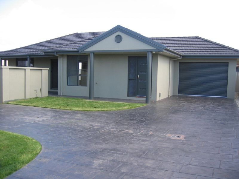 2 /29 Fiona Drive, Yarrawonga VIC 3730