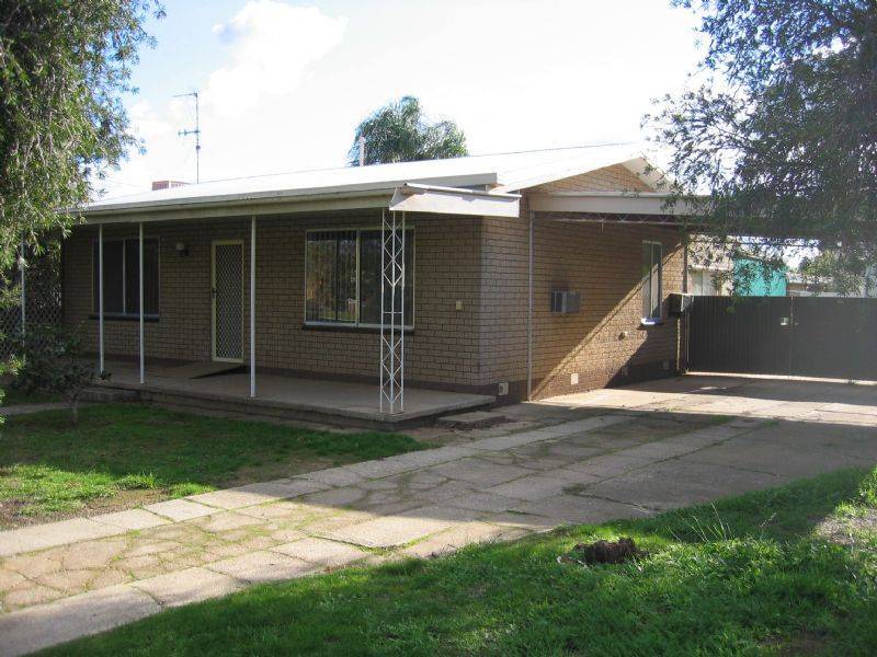 11 Sturt Street, Mulwala NSW 2647