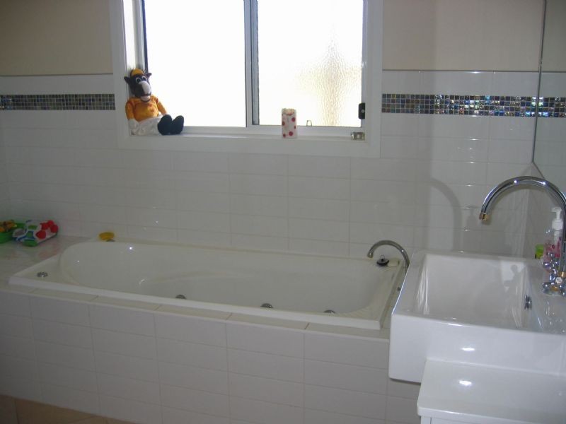 20 James Lillis Drive, Yarrawonga VIC 3730