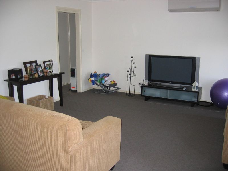 1/12 Wing Crescent, Mulwala NSW 2647