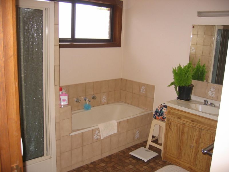 47 Devenish Road, St James VIC 3727