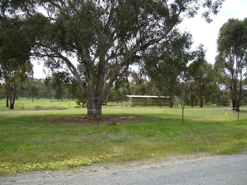 25 Charles Court, Yarrawonga VIC 3730