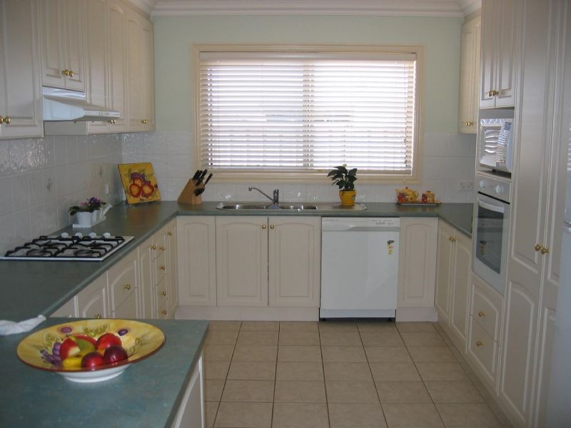 4 Fields Avenue, Yarrawonga VIC 3730