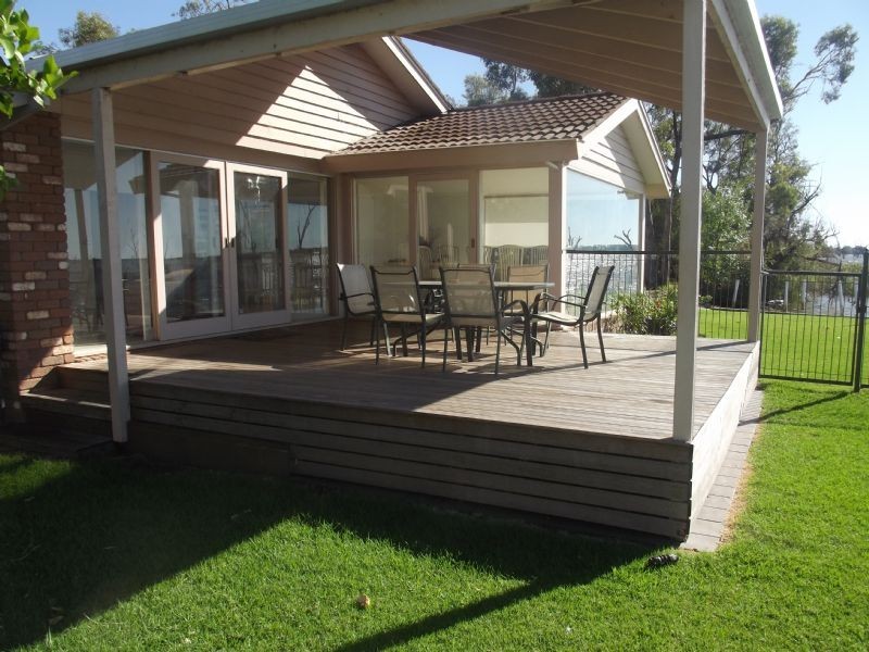 Water Front Property -109 Corowa Road, Mulwala NSW 2647