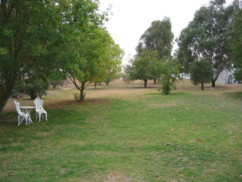 25 Wanani Road, Mulwala NSW 2647