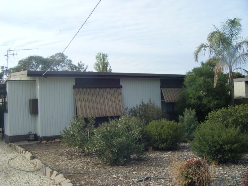 6 MURRAY ST, Yarrawonga VIC 3730