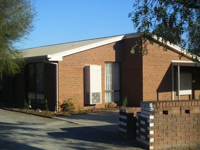 1/5 Pinnegar St, Yarrawonga VIC 3730