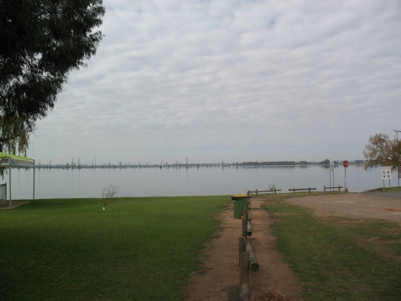 12 Inglis Street, Mulwala NSW 2647