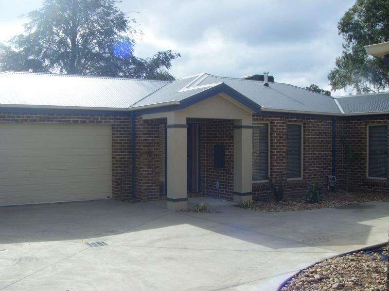 1/4 Curtois St, Yarrawonga VIC 3730