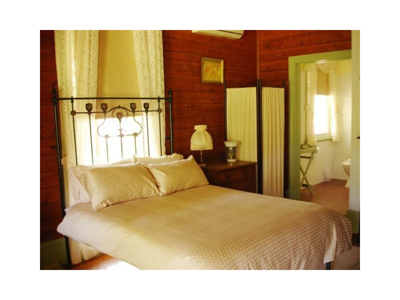 B & B Bayly Street, Mulwala NSW 2647