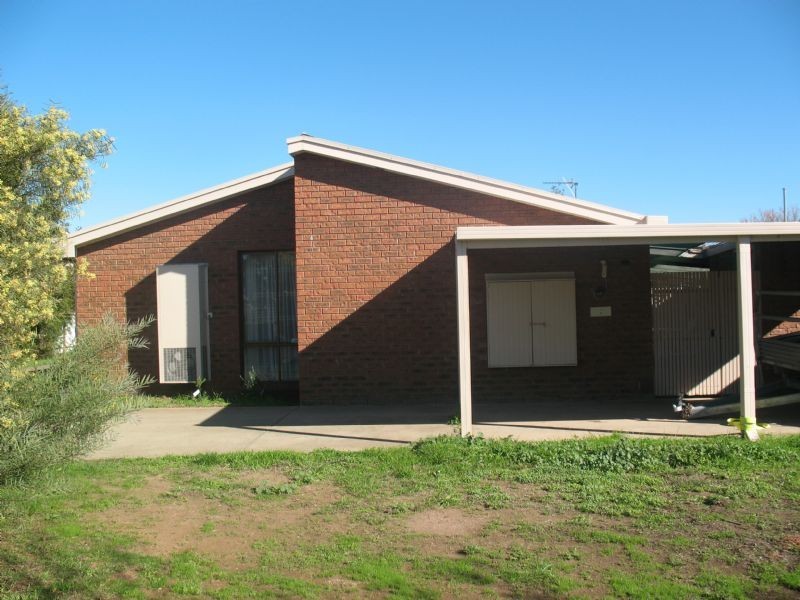 Units 1-5/5 Pinniger Street, Yarrawonga VIC 3730
