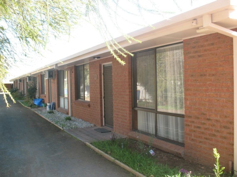 Units 1-5/5 Pinniger Street, Yarrawonga VIC 3730