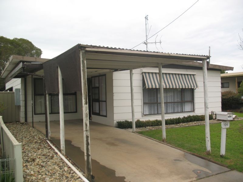 104 Sharp Street, Yarrawonga VIC 3730