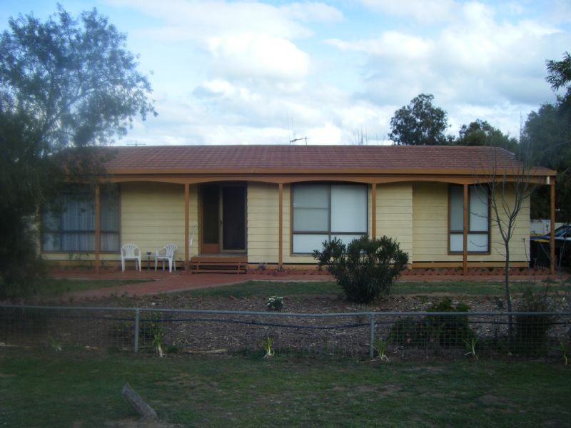 28 Spry St, Tungamah VIC 3728