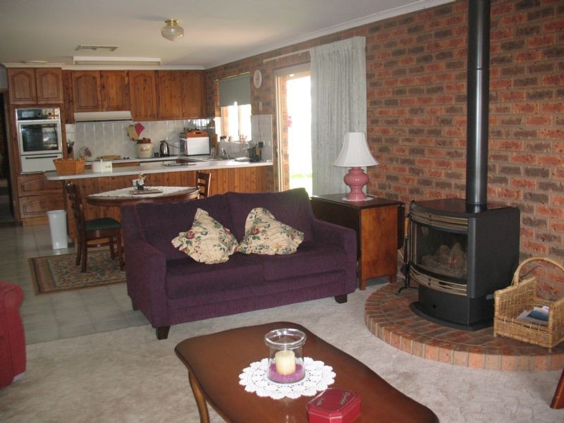 122 South Rd, Yarrawonga VIC 3730