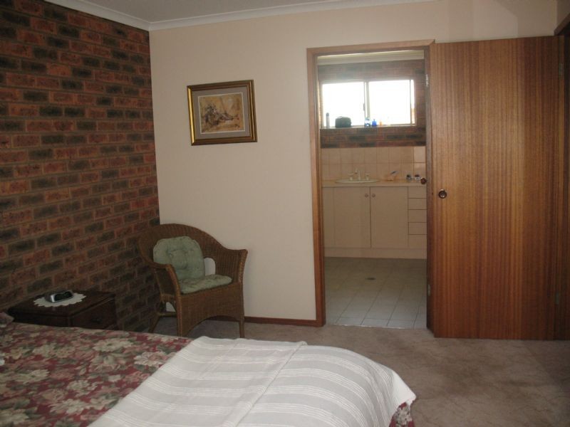 122 South Rd, Yarrawonga VIC 3730