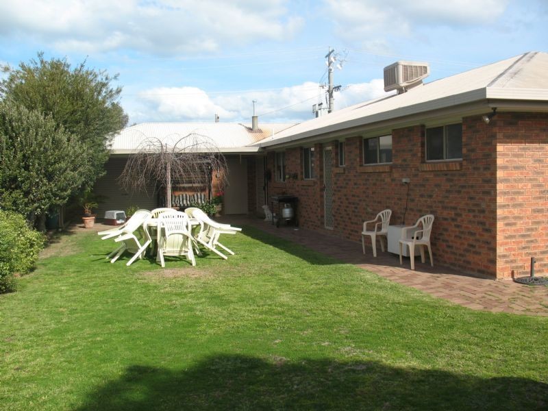 122 South Rd, Yarrawonga VIC 3730