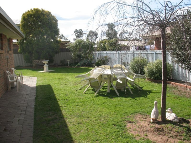 122 South Rd, Yarrawonga VIC 3730