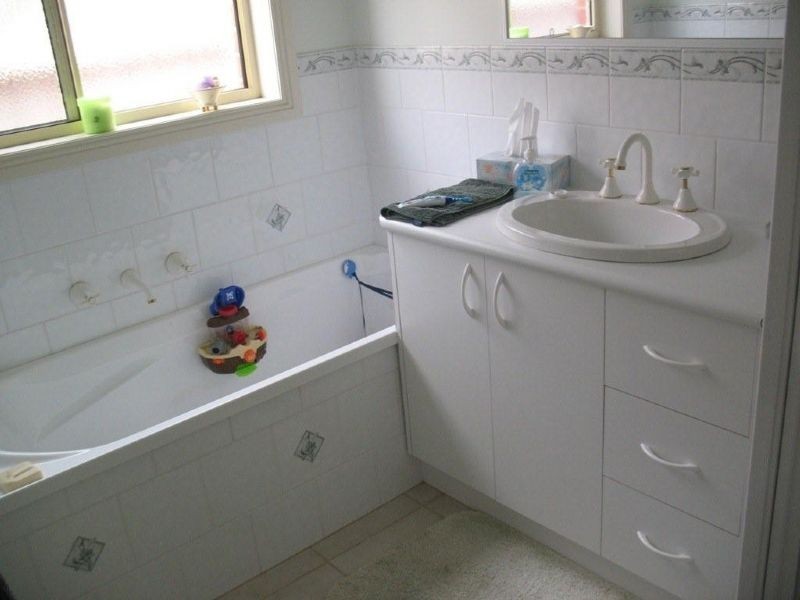 8  Sunshine Blvd, Mulwala NSW 2647