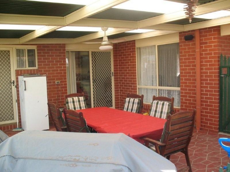 8  Sunshine Blvd, Mulwala NSW 2647